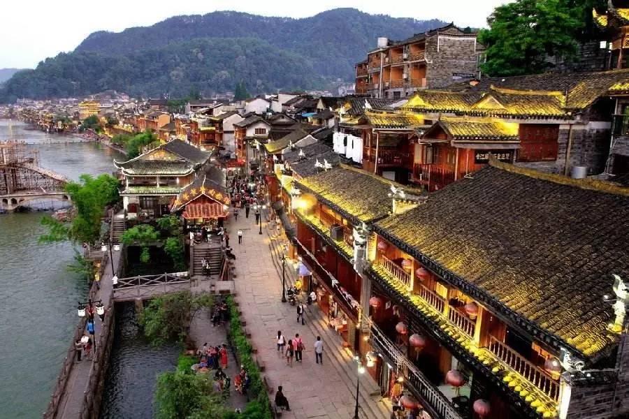 对供应链核心企业支持发起早小基金